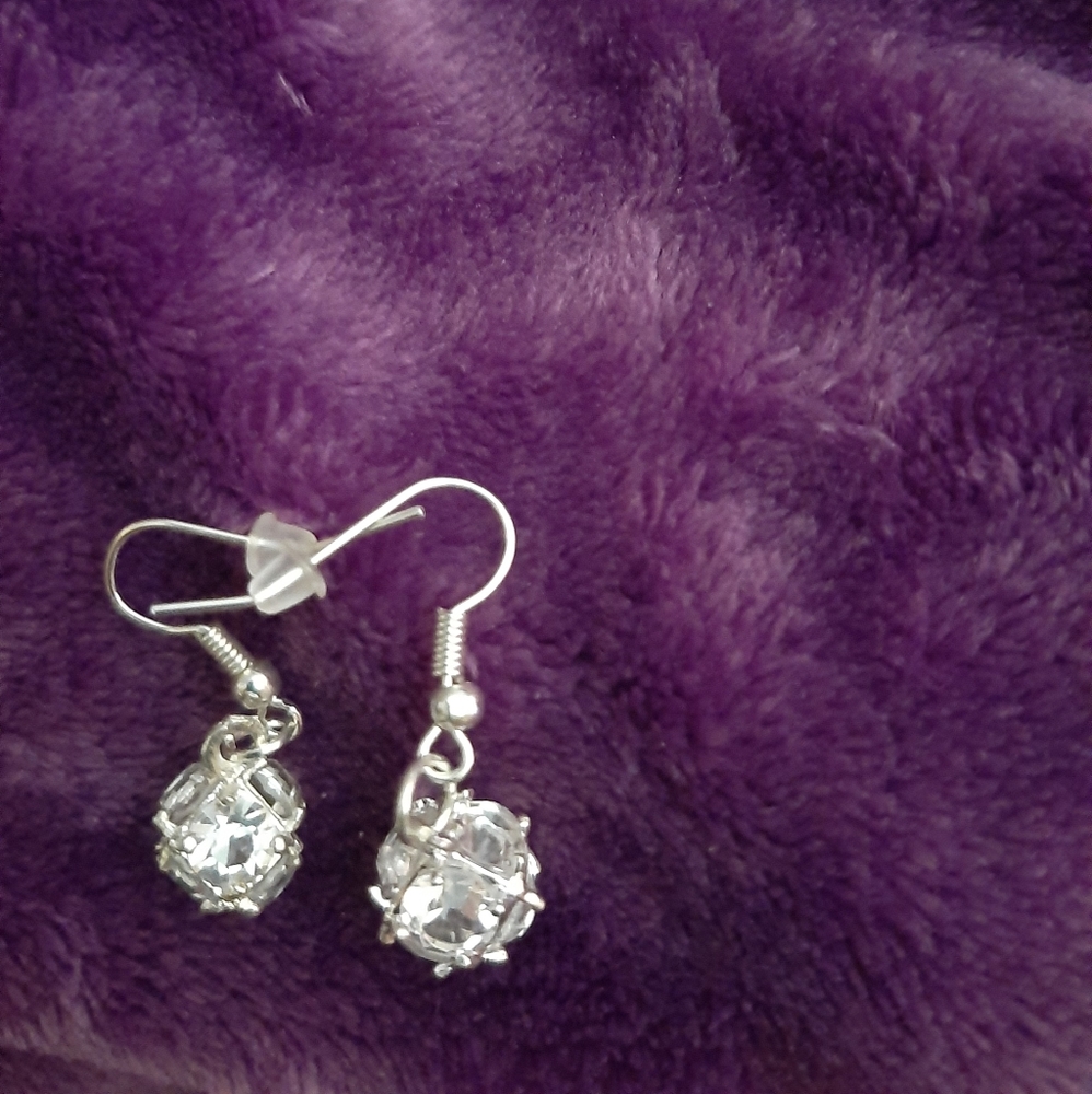 Clear crystal earrings